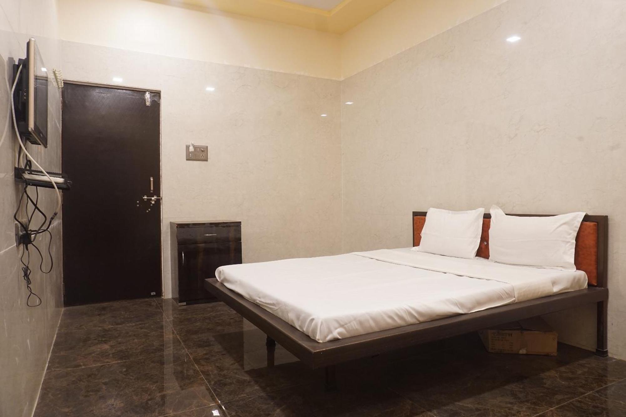 Yashraj Resorts Somatane Exterior photo